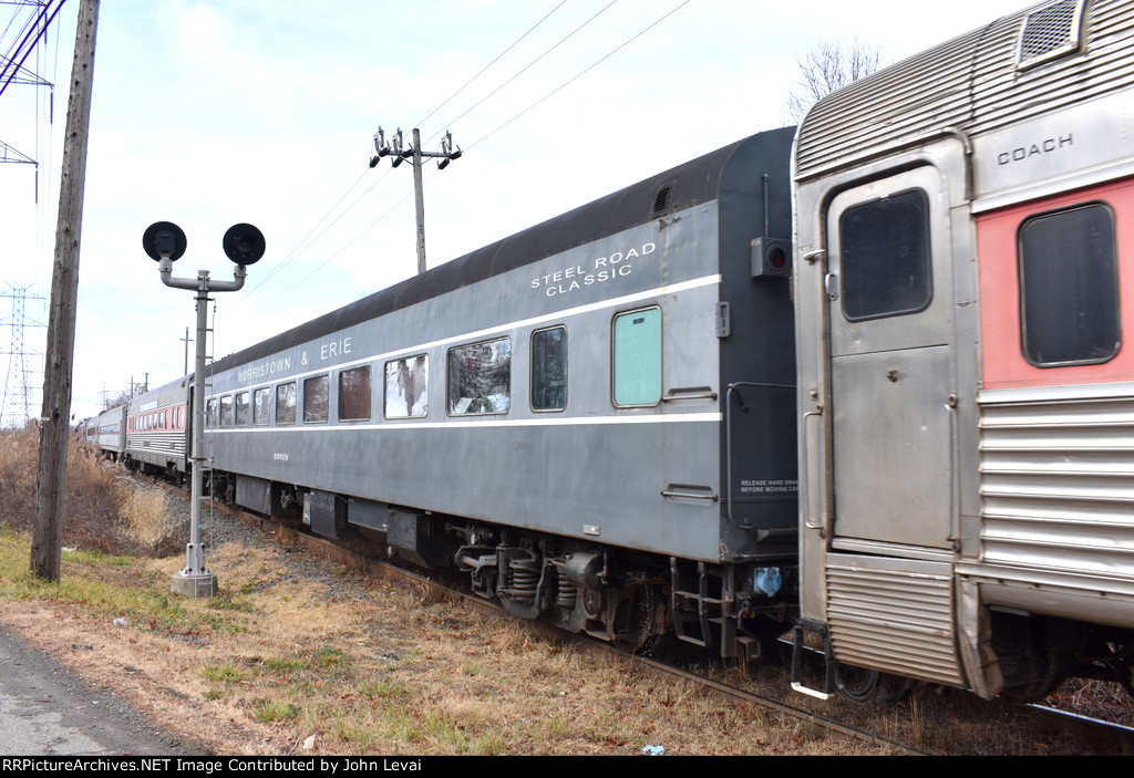 Whippany RR Museum Polar Express Train crossing Ridgedale Ave